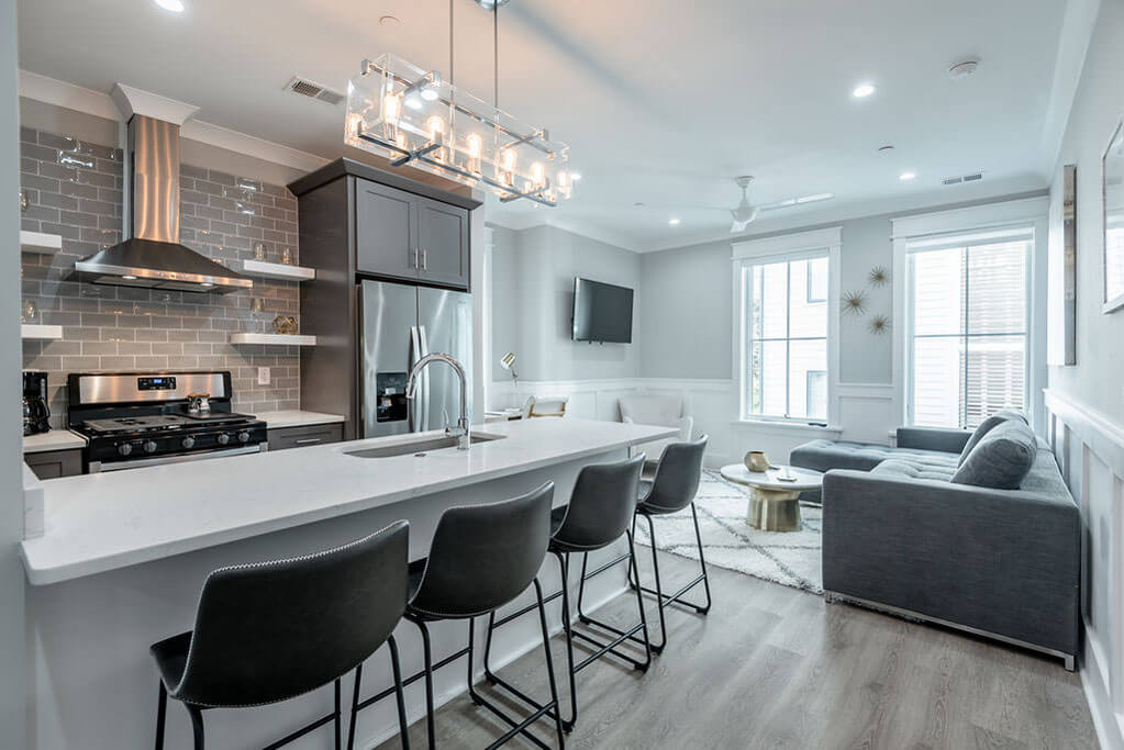 The Palmetto Suite 124 202 Charleston VacaysCharleston Vacays